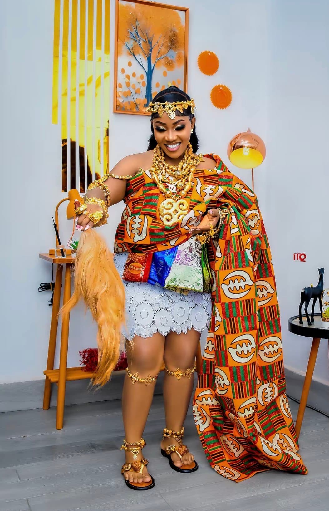 Wife of Lil Win pose in new pictures 