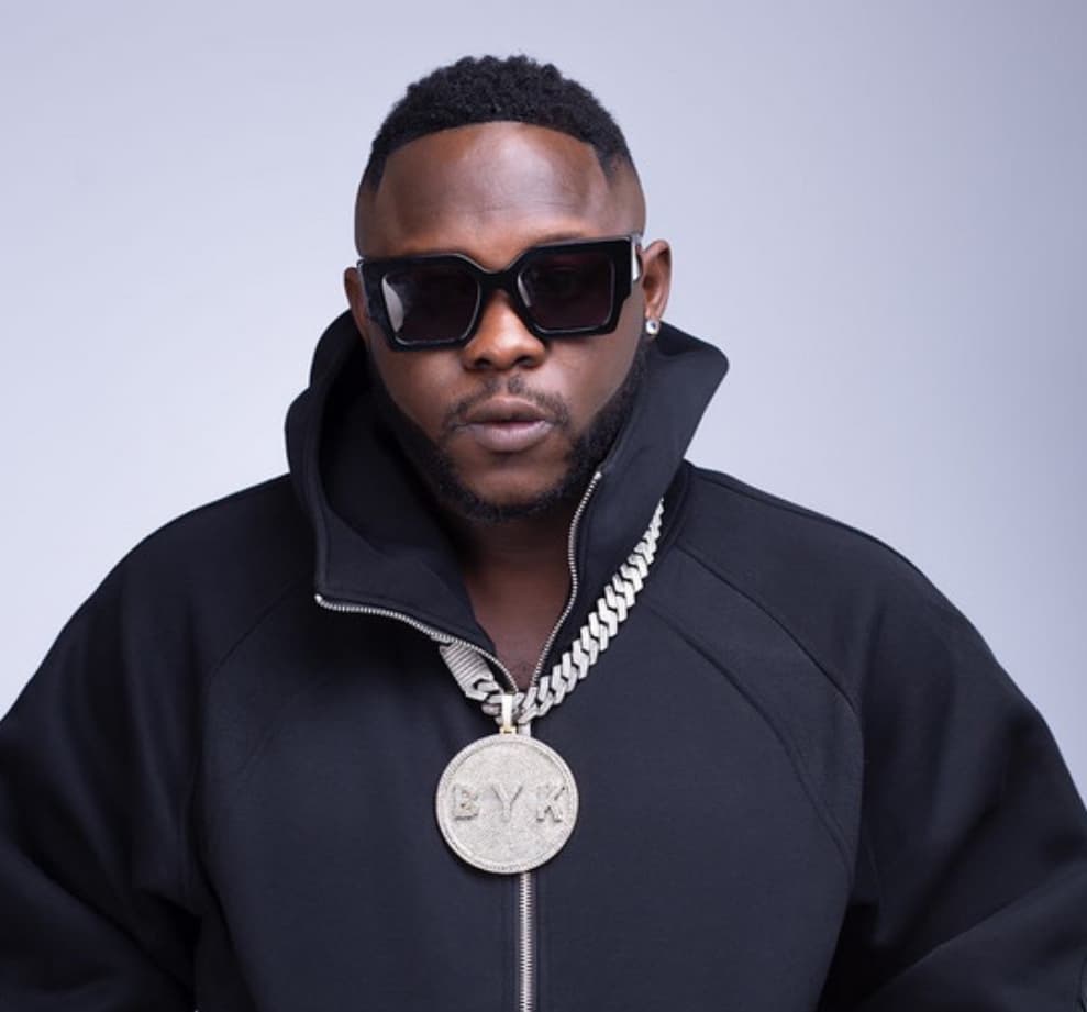 Medikal Eyes TGMA Artiste of the Year Crown, Calls on Fans to Vote