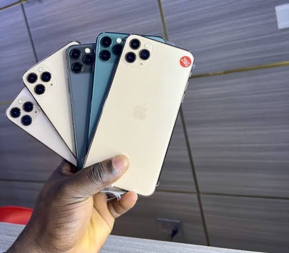 “Buying a UK-Used iPhone Is a Sin” — Woman Sparks Heated Debate Online