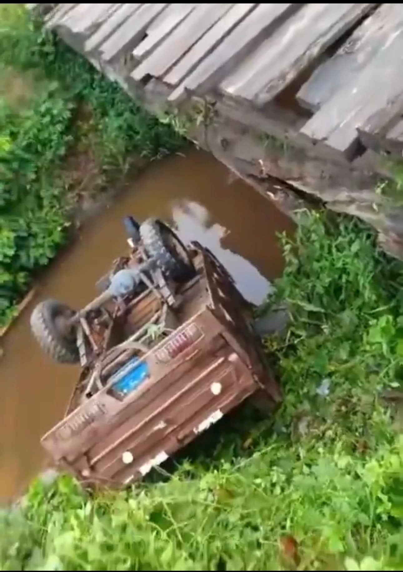 One Dead, Five Injured After Footbridge Collapse at Appeasuman