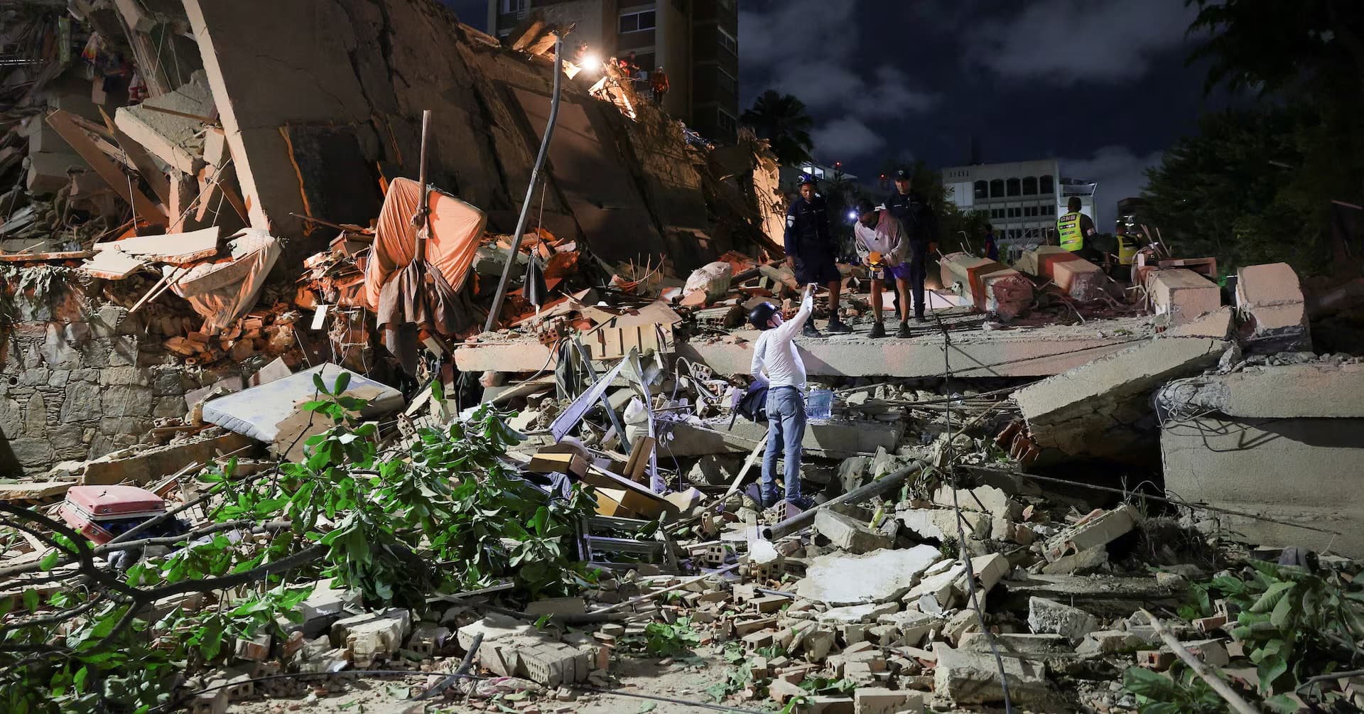 Tragedy in Venezuela: 32 Dead, 700 Injured as Twin Earthquakes Flatten Communities